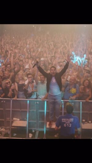Roy Stride Instagram - What an ending to a show! Isle of Wight, you turn up every year! 🤩 #isleofwightfestival #scoutingforgirls