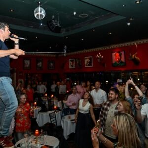 Roy Stride Instagram - Another belter at the @boisdale_restaurants swipe to see how it got a little out of hand. Fast becoming one of my favourite / maddest places to play. Cross between a jazz club / acoustic show / your best friends wedding - 3 gigs in one!! Perfect warm up for @isleofwightfest tonight - soooooo excited 😝 

Tour tickets and music https://linktr.ee/Scoutingforgirls
