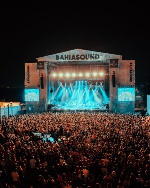 Rozalén Instagram - Cuántas veces estás siendo feliz. 
Y no te das ni cuenta. 💞

📸 @bahiasound_