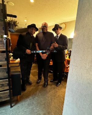 Ruben Studdard Instagram - The last few weeks I’ve been on tour with these two masters of hit records @flytetymejam @flytetymelewis . Thank you for the friendship, mentorship and love!!!