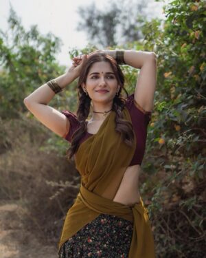 Ruhani Sharma Instagram - Caption this for me 🐒 
.
.
.
.
.
.
📸 @pranil_chintewar 
MUA  @makeuphairbyrahul 
MUA assistant @makeupbyreshma_
Stylist @anushapunjala 
Assisted by @sai_mad_max1