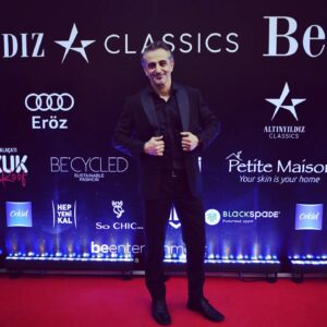 Ruhi Sarı Instagram - Bu guzel organizasyon icin teşekkürler #bestyleishgetawayvol7 @bestylemagazine