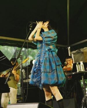 Ruka Instagram - 今まで最高な思い出！
Fujirock 2024 ありがとうございました！❤️
苗場食堂ステージありがとー！

My first time be a part of Fujirock !!
And it really was so much fun and amazing time!
Thank you guys 🌹✨with loveeeeeeeeee

vocal: る鹿
guitar: 石井マサユキ
drums: senoo ricky
bass: 徐美穂
keyboard: 北村蕗
producer: Cloudy

photo by 服部恭平
Dress by @ceciliebahnsen