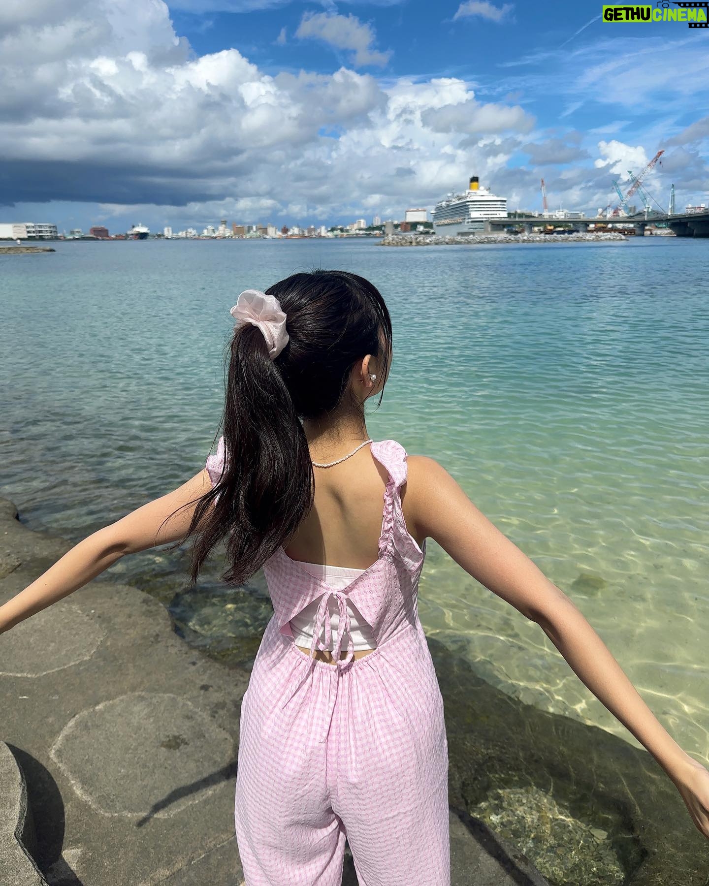 Runa Toyoda - 7.7K Likes - おーはよーーう!沖縄の海で🙋🏾♀️
こないだ、いろいろ写真チェックしてきたよ〜🤭
解禁楽しみだなー
