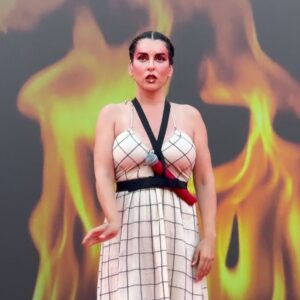 Ruth Lorenzo Instagram - Cerramos la etapa de #Medusa en el @festivaldemerida con 10 noches colgando el cartel de #soldout y miles de personas que me han llenado el 🤍 de amor con su entrega y cariño cada noche.

Solo puedo dar GRACIAS a todos y en especial a mis compañeros de reparto que han sido como una familia.