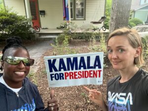Rutina Wesley Instagram - The SIGNS are already out in Maryland!!! Excited to be playing opposite my fellow Juilliard alum @jessweixler. We’re gonna make one sexy couple. Cue sizzle reel…. #WeGotYouMadamPresident  @vp