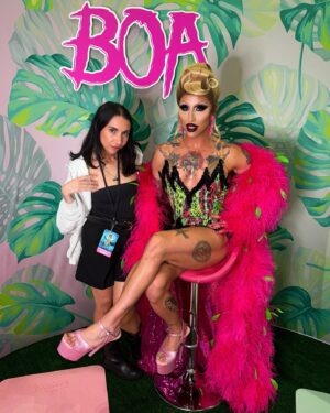 Ryan Boa Instagram - DRAG CON DAY 01⭐️

Loved being the prettiest girl at @rupaulsdragcon today!✨

Legit this is becoming such an amazing yearly trip that I get to look forward to where I can connect with the queens and fans! Feeling soooo grateful!✨

Come see me at booth 1152 all day tomorrow!

💚💖

#dragcon #rupaul #rupaulsdragcon #dragrace #boa #queens #dragracecanada #canadasdragrace #dragmakeup