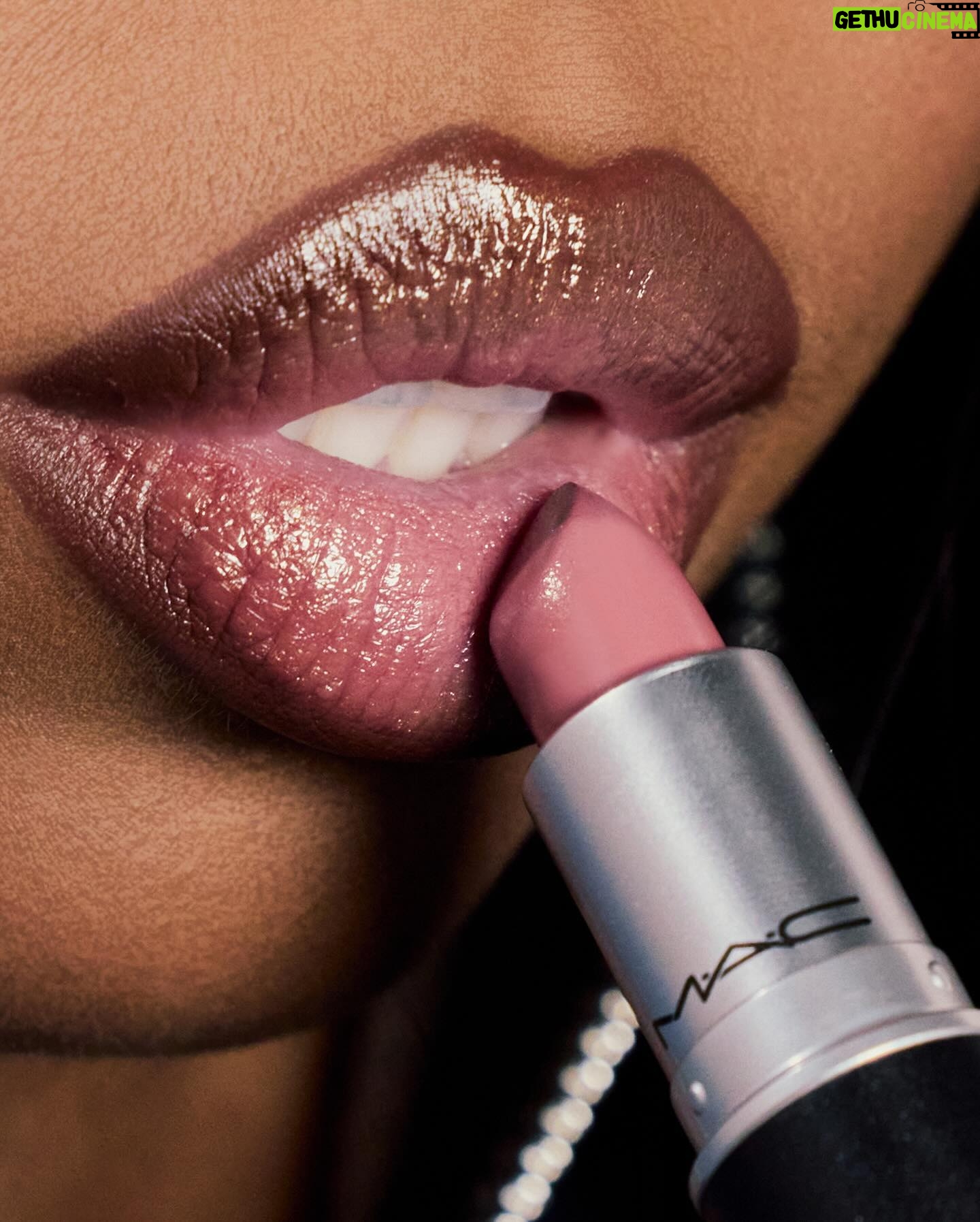 Ryan Destiny - 173.4K Likes - MAC x RD
Whatttt?! My lip combo is here. Finally! I curated my lip in collaboration with @maccosmeticsusa and I’m so excited, this is crazy. You can get it today! I can’t wait to see you in itttt
Available now at MAC Stores and maccosmetics.com select retailers
#MACLipCombo #MACambassador #ad