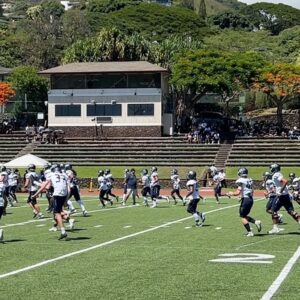 Ryan McPartlin Instagram - Who knew that @dylan.mcpartlin would start his high school career with  @sierracanyonfootball & @wyattbeckerqb in Hawaii??? Let's Gooooooo!!!!

#sierracanyon #footballisback