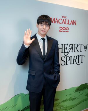 Ryeoun Instagram - Thanks for having me at the Macallan House Hong Kong Flagship Boutique Opening. (Craftsmanship, creativity & culture all blended into one.)

#themacallan #themacallanhk #themacallanhousehongkong #ad
@the_macallan
@themacallanstephane