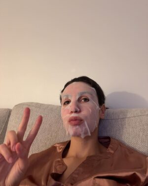 Rym Nebbak Instagram - camera roll’s latest mood - 

• travel outfit
• 2 g’s out there
• pizza time
• mirror said me 
• gym (!) 
• boost immune system 
• cozy korean skin care night

#cameraroll 
#photodump