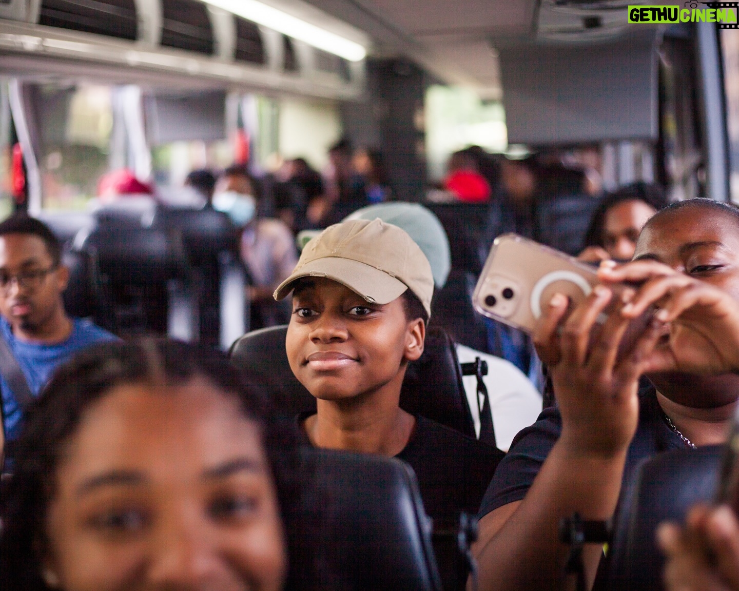 S. Dilla Thomas - 608 Likes - Itās been a week to talk about legacies and today was no different!
š Today we took a Mahogany Tour of the west side with @6figga_dilla and learned SO MUCH!
š We were rolling deep with Hamilton Park, Austin Townhall and Fellowship TRACErs @teensreimagining together for this fun tour. We saw many spots and Dilla had a story for us for each one. From the old Sears building, and Sears Tower to @thebeelovecafe where we got to try to come west side made honey šÆ and it was so yummy!
šBee Love Cafe! You were so sweet to us! We really enjoyed hearing about your business and sampling those tasty smoothies.
āØWe ended our tour on the block that Reverend Dr. Martin Luther King Jr lived in in his time in Chicago. It was really powerful to stand on the block where he called home while he was here.
Every day our TRACErs are learning about this city of big shoulders they call home and about the stories and legacies of those who came before them.
š· @allyalmorephoto