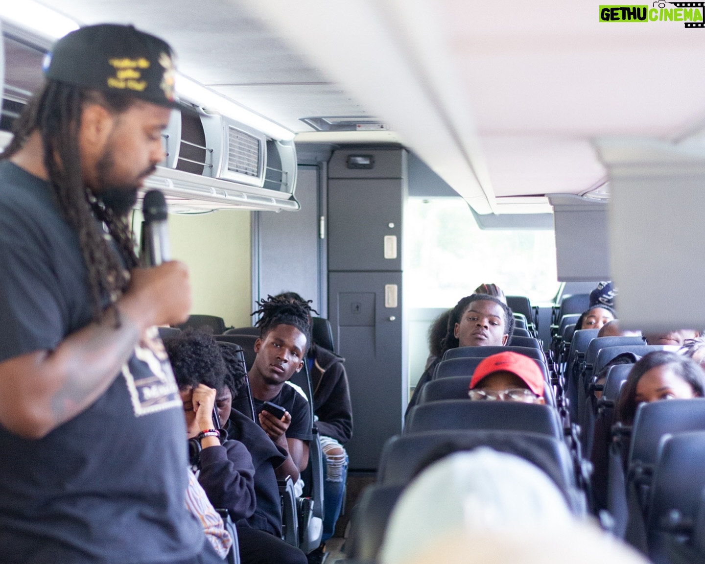 S. Dilla Thomas - 608 Likes - Itās been a week to talk about legacies and today was no different!
š Today we took a Mahogany Tour of the west side with @6figga_dilla and learned SO MUCH!
š We were rolling deep with Hamilton Park, Austin Townhall and Fellowship TRACErs @teensreimagining together for this fun tour. We saw many spots and Dilla had a story for us for each one. From the old Sears building, and Sears Tower to @thebeelovecafe where we got to try to come west side made honey šÆ and it was so yummy!
šBee Love Cafe! You were so sweet to us! We really enjoyed hearing about your business and sampling those tasty smoothies.
āØWe ended our tour on the block that Reverend Dr. Martin Luther King Jr lived in in his time in Chicago. It was really powerful to stand on the block where he called home while he was here.
Every day our TRACErs are learning about this city of big shoulders they call home and about the stories and legacies of those who came before them.
š· @allyalmorephoto