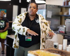 S. Dilla Thomas Instagram - It’s been a week to talk about legacies and today was no different! 

🚌 Today we took a Mahogany Tour of the west side with @6figga_dilla and learned SO MUCH! 

😎 We were rolling deep with Hamilton Park, Austin Townhall and Fellowship TRACErs @teensreimagining  together for this fun tour. We saw many spots and Dilla had a story for us for each one. From the old Sears building, and Sears Tower to @thebeelovecafe where we got to try to come west side made honey 🍯 and it was so yummy!

🐝Bee Love Cafe! You were so sweet to us! We really enjoyed hearing about your business and sampling those tasty smoothies. 

✨We ended our tour on the block that Reverend Dr. Martin Luther King Jr lived in in his time in Chicago. It was really powerful to stand on the block where he called home while he was here. 

Every day our TRACErs are learning about this city of big shoulders they call home and about the stories and legacies of those who came before them.

📷 @allyalmorephoto
