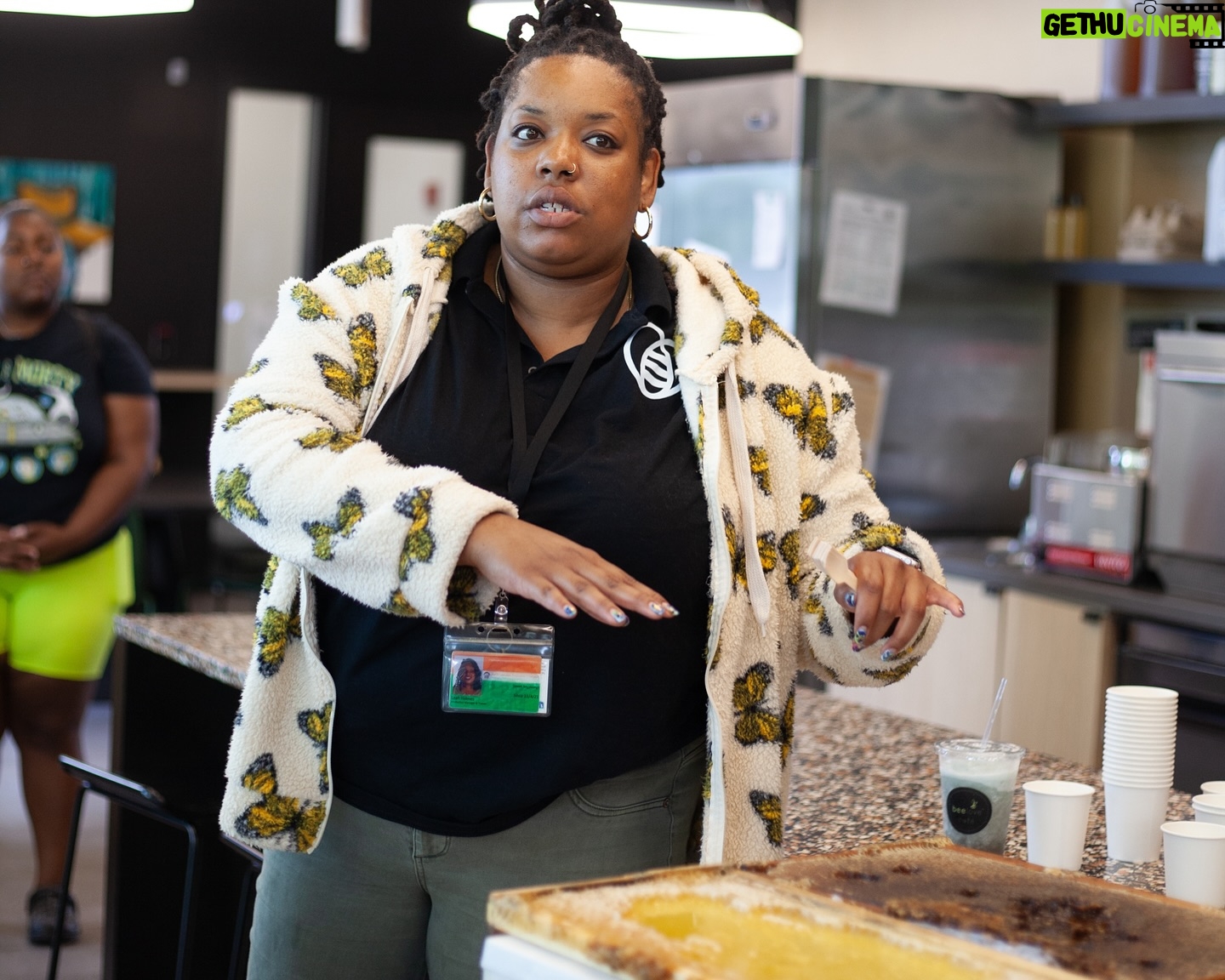 S. Dilla Thomas - 608 Likes - Itās been a week to talk about legacies and today was no different!
š Today we took a Mahogany Tour of the west side with @6figga_dilla and learned SO MUCH!
š We were rolling deep with Hamilton Park, Austin Townhall and Fellowship TRACErs @teensreimagining together for this fun tour. We saw many spots and Dilla had a story for us for each one. From the old Sears building, and Sears Tower to @thebeelovecafe where we got to try to come west side made honey šÆ and it was so yummy!
šBee Love Cafe! You were so sweet to us! We really enjoyed hearing about your business and sampling those tasty smoothies.
āØWe ended our tour on the block that Reverend Dr. Martin Luther King Jr lived in in his time in Chicago. It was really powerful to stand on the block where he called home while he was here.
Every day our TRACErs are learning about this city of big shoulders they call home and about the stories and legacies of those who came before them.
š· @allyalmorephoto
