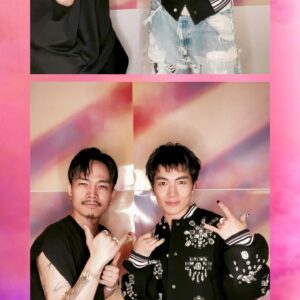 SIRUP Instagram - POP YOURS @pop_yours 最高やったやろ？

今回はやってみたかった初のバンド録音とオケのハイブリッドミックスアレンジでお送りしました

日本ではなかなか聞けないサウンドだったと思う

映像チームもいつものチームでぶちかましてチーム総出で
POP YOURS揺らしに行きました

ほんでこの国の王たちよ(国民一人一人が王の民主主義)、現場守るのはお前ら(俺も)だ。
絶対投票行って腐敗政治倒そうぜ
虐殺にもNO言っていこうぜ

SIRUPの2024フェス祭りはじまったばっかぶちかましていこ〜💫

セトリ
1. Need You Bad
2. FINE LINE with Skaai
3. Rain
4. LOOP
5. Do Well Remix

Vocal : SIRUP
Sound produce / Guitar / Bass / Manipulate : Shin Sakiura @shinsakiura_tokyo

Drums : RaB @rab_from_soulflex 
Bass : Funky @funky_soulflex 
Sax / Flute : KenT @kent_from_soulflex 
Guitar : HISA @hisa1108 
Keyboard : Atsushi Inoue @atsushi__inoue
Recording Engineer : Keisuke Mukai @kmukai.music

Special Guest : Skaai @skaai_theprof 

Stylist : TEPPEI @stylist_teppei
Special Thanks: @anrealage_official 
Hair & Make-up (SIRUP) : Daisuke Mukai @mukai_daisuke

Sound (FOH Sound Engineer) : Kenta Arai @arai_onkyo 
Sound (Monitor Engineer) : Yuki Uchibayashi @nature_mcfarlane 

Creative & Art Director : Masaki Watanabe (maxilla) @masakebab 
CG Producer : Takemi Inagaki @takemi_inagaki
CG Artist :  Ai Ikeda @ai_ikeda_____
、Alessandro Asnagi @aleasnaghi
Project Manager : Moe Niitsu

Video Projection : Hiromichi Yamanaka
Live Production : Susumu Kakisaka (Kyodo Tokyo)

📷 @yuki_0422ame 
📷 @yokoyamarock