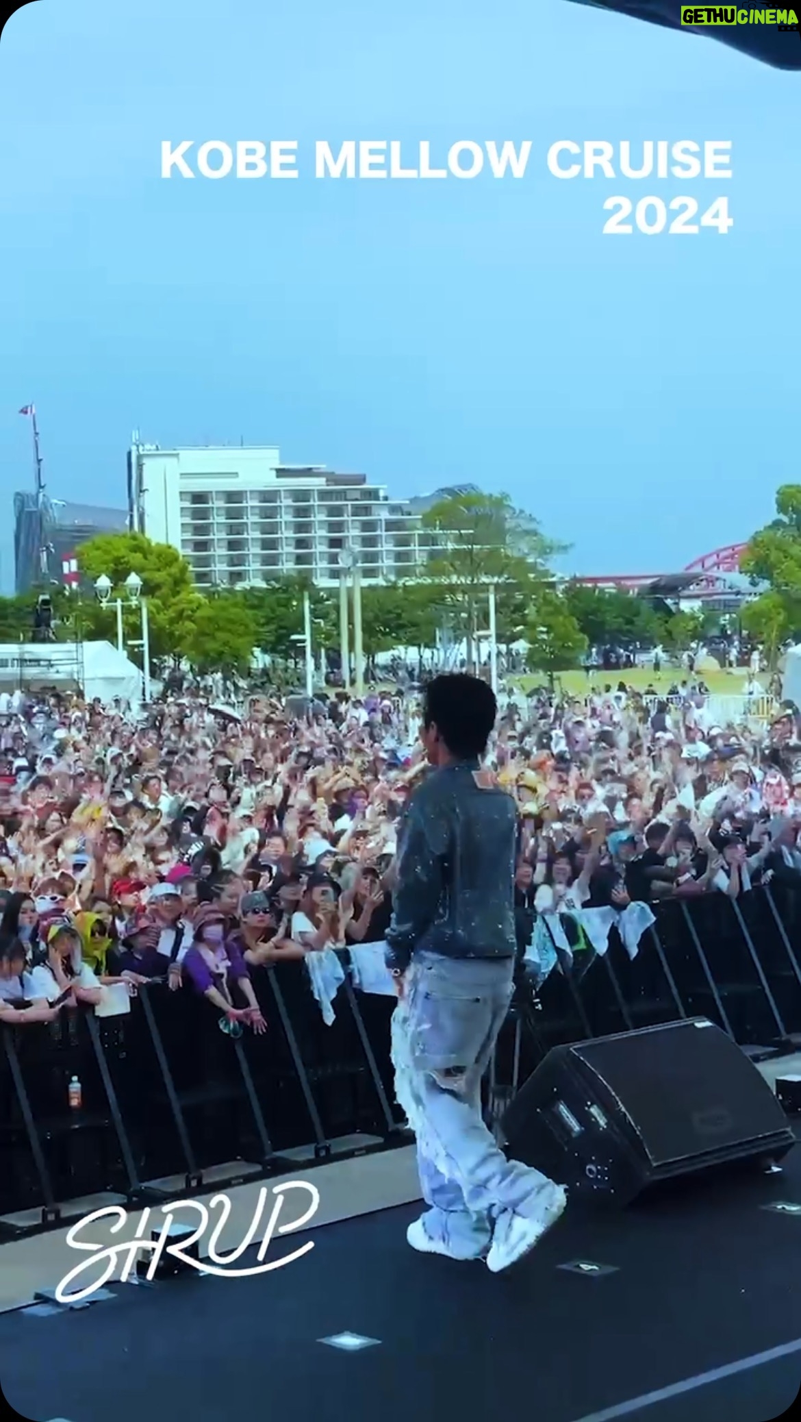 SIRUP - 5.2K Likes - 三連フェス最終日 @kobe_mellow_cruise 余裕であったまってたMy Bandカマシでした!
みんなほんまありがとう!
まだまだフェスは続くけどね💫
まじで感想待ってる
01. Pool
02. Superpower
03. FINE LINE with Skaai
04. LOOP
05. Rain
06. SWIM
07. See You Again
#kobemellowcruise2024
#kobemellowcruise
#SIRUP