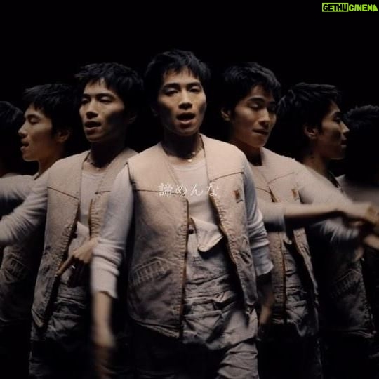 SIRUP - 5.4K Likes - 千手キャノン🫷🏻🤛🏻✋🏻🤘🏻🤚🏻🤜🏻🫸🏻
香水届いたかな?改めて香水と曲とMV同時に楽しんでみて
春キタ🌸
#YourNote #parfatune002SIRUP