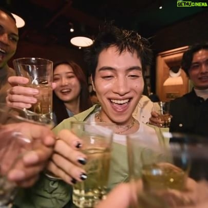SIRUP - 5.6K Likes - JAMESON × SIRUP
@jameson.japan
2年前にSuperpowerでコラボしてからガチ愛飲している
JAMESONと、今年も一緒にワクワクすることやります🍾🍾
「WIDEN THE CIRCLE みんなとつながる、ジェムソンとなら。」
をテーマに、多方面活躍する大好きな仲間たち(ガチ飲み友含む)にも参加してもらった新ムービー&ビジュアルが公開されてるので、ぜひチェックして乾杯シュミレ🥃🥃🥃
#jameson #widenthecircle
◆Casts & Movie Staff
Casts: KM @kmmusic_official , YonYon @yonyon.j , Laco @laco_eow , Sam is Ohm @samisohm , TOKINE @mtokine , GYUTAE @kimgyutae_official , RYOSUKE @ryosuke_hirose , Haruki Horikawa @harukihorikawa , Mayumi Kobayashi @mayumi__koba , KENNY SPLIF(ROCK STEADY CREW) @kennysplif , MiQael @miqa_shin42 , KAHO OHYAMA @kahoohyama , yunoka @yunokanoyu , Kotetsu Nakazato @kotetsunakazato , Meg, JOSE ANDO @joseando_insta , Kana Mitarashi @mitarashikana , Kanata Kimoto @kanata_1023
Director:Yoshiro Osaka
DOP : Shinaya Matsuo
Cinematographer:Osamu Matsuba
Stylist(SIRUP): TEPPEI @stylist_teppei
Hair(SIRUP):TAKAI @rr_takai_
Production: Media.Monks