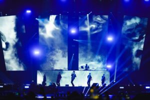 SKRYU Instagram - 幕張メッセGo-AheadZ 

大感謝
最高のライブを
最高のお写真とともに🫰

みんなのおかげで
超Super Starに
指がかかってる気がするぜ✨

最高のPhoto by
@isizuki 
@kino__311 

最高のDancers
@shootshimada 
@k_kight 
@mago___sora 
@____ayachom____ 

with最高の @chaka._.wav