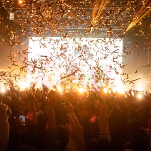 SKRYU Instagram - 2024.2.11 SKRYU Oneman Live "Emergence" 

in 渋谷 Spotify O-EAST

ご来場ありがとうございました。

最高の景色をありがとう。

この声が枯れ果てるまで🏃‍♂️

Hair and Makeup @coco.yuun.j 
Stylist @naho_hosaka Photo No.1,4,5,6,7,9,10
Photo by @fumiphoto