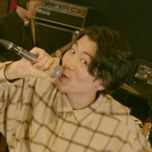 SKRYU Instagram - ✨"わすれもの"からNew MV✨
⁡
SKRYU × WAZGOGG - 魅惑のLazy Day 
feat. ノンブラリ 
【Official Music Video】
⁡
ノンブラリの皆さんにお力添えいただき
最高のサウンドと映像が出来ました✨
これ聴いて、少しぐらいサボっても
ええんでない？
⁡
▼YouTube▼
https://youtu.be/JF4vaRetibA
⁡
－－－－－－－－－－－－－－－－－－－
⁡
SKRYU × WAZGOGG EP『わすれもの』
Streaming : https://linkco.re/MAZeVUer
⁡
Release: 2023.02.22
Format: Digital
⁡
1. A Berabow Music
2. How Many Boogie feat.Fuma no KTR
3. 上っ面☆本気DE☆LOVE
4. 魅惑のLazy Day feat. ノンブラリ
5. 酔っちゃってさーせん
6. わすれないで History
⁡
SKRYU
https://bio.to/skryu
⁡
WAZGOGG
https://linktr.ee/wazgogg
⁡
ノンブラリ 
https://linktr.ee/nombrari 
@nombrari_jp 
⁡
Directer  そかべおさむ
@sokabe_osamu 
Assistant Shota Oki
@shotaoki___ 
⁡
Sampled by ノンブラリ - 凪
https://youtu.be/Hun2iJuHYD4
⁡
#skryu 
#wazgogg 
#ノンブラリ
