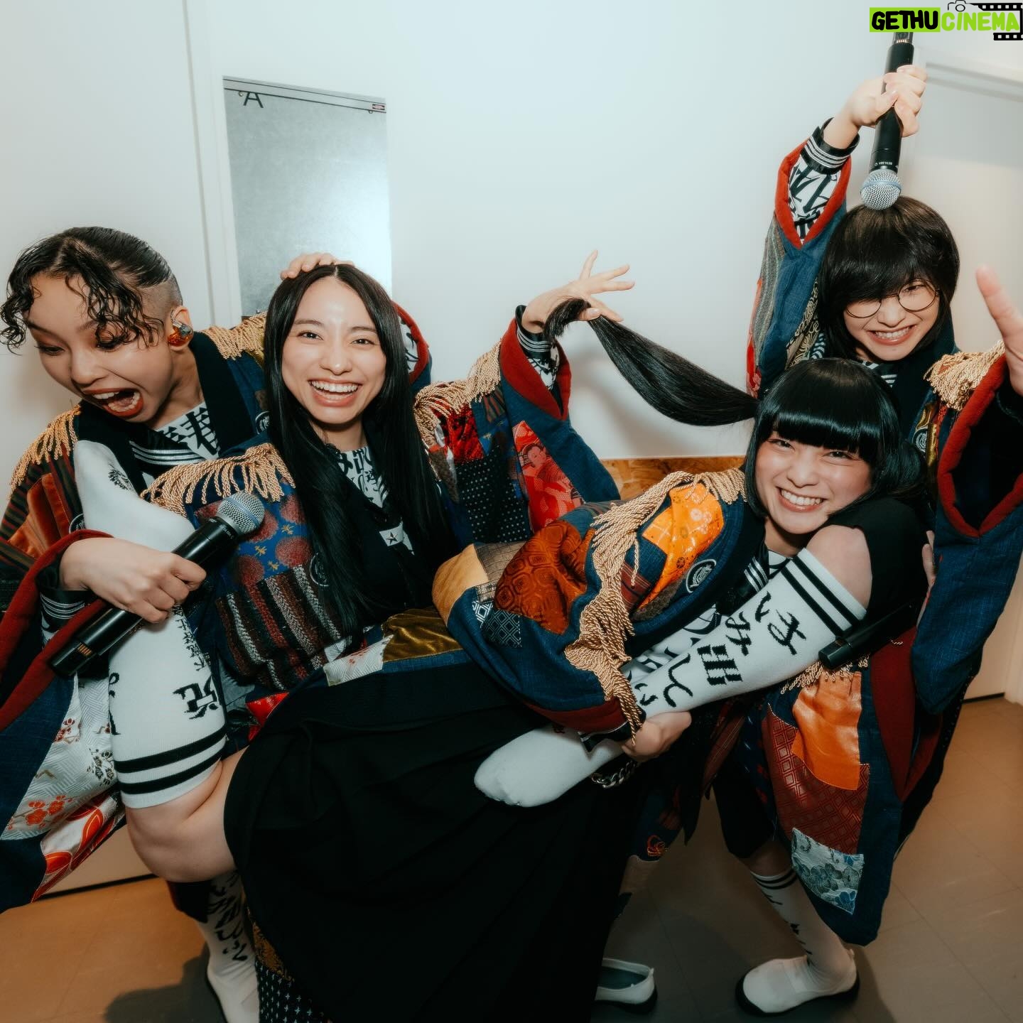 SUZUKA - 69.3K Likes - 🔥🔥台北🔥🔥
ボーン‼︎‼︎ ボーン‼︎‼︎ ボーン‼︎‼︎ ボーン‼︎‼︎
沢山の拳をARIGATO👊🏻👊🏻👊🏻👊🏻
#AGCALLING_WORLDTOUR 🌎
📸 @elainetantra
2024/06/27