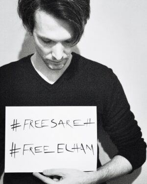 Sabin Tambrea Instagram - Zarah Sedighi (Sareh) and Elham Choubdar were sentenced to death in Iran on charges of "corruption on earth through the promotion of homosexuality".

I urge the Islamic Republic of Iran to immediately overturn the death sentences and safe the life of Sareh and Elham.

Please join us by taking a photo of yourself with #FreeSareh #FreeElham & share!

Another action can be signing the petition by All Out - it has gathered over 116,000 signatures https://tinyurl.com/bd472hep

#stopexecutionsiniran #iranrevolution2022 #mahsaamini #jinaamini 
#FreeSaren #FreeElham
#Iraniangbtq  #StopExecutionsInIran #FreeAlIPoliticalPrisoners #WomanLifeFreedom #MahsaAmini #JinaAmini #IranRevolution
#JinJiyanAzadi
@6rangiran @wirsindallout @queeramnesty 🙏 @igorpianist