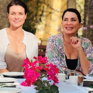 Sadie Frost Instagram - A week full of movement, meditation, delicious healthy food and making beautiful connections with these lovely people. Thank @amcharahealth for letting us host our retreat with you and to all your amazing chefs, naturopaths and masseuses, such a great team!

Thanks sis @sadielizafrost for being the yin to my yang.

And a HUGE thank you to everyone who joined our retreat. @diannebuswell @joe_sugg @yasminmillsofficial @karenbishko @jillian.jorgensen.1 @katherine.grout @tangrystangry @kristinhjellegjerde @rosebudflowers_crowthorne @thehealth_space @mia.grout #Rebecca, #Sarah, #Mary,🫶🫶

Join us on our next retreat.
November 8th-11th arrive 7th leave on 12th (you are welcome to longer 🫶☀️
Please contact @amcharahealth for more details 

#retreat #connection #health #yoga #meditaion #newfriends #metime #happiness