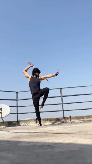 Sai Ronak Instagram - Sword,sky and SAI 
A regular sword training day 😎