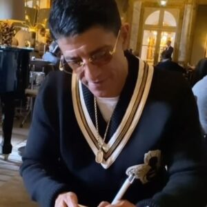 Saïd Taghmaoui Instagram - De La Haine à Hollywood
disponible dans toutes les bonnes librairies
Et sur toute
les plates-formes de vente en ligne
la Fnac, Amazon etc.