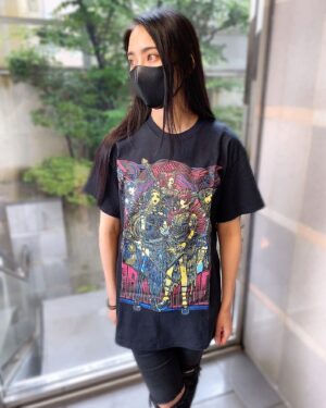 Saiki Atsumi Instagram - ﻿
@bandmaid.jp × ISANA KAGAMI ZEPP-T﻿
海外オンラインストア限定カラー﻿
EXCLUSIVE for INTERNATIONAL SHOP﻿
﻿
Mサイズ着てみました﻿
﻿
﻿
#bandmaid﻿
#saiki