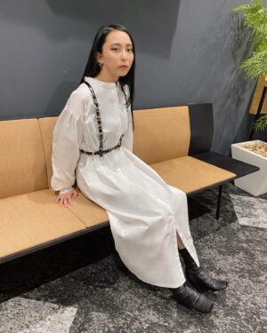 Saiki Atsumi Instagram - ஐ
⁡
⁡
何年も前からしていた「理想のハーネス探し」
⁡
今年 @togaarchives で発見
とっても嬉しかった
(優柔不断でベルトとサスペンダー同時に即決出来ずベルトを先に買ったけど、サスペンダーが売り切れてしまってさ。けどハーネスにしたかったからネットサーフィンしまくって見つけられたの！この喜びの大きさ伝われ！！！)
⁡
⁡
ずーーーっとしたかったコーデが出来て嬉しみ満足です
見てってください
以上です
⁡
⁡
#bandmaid
#saiki
