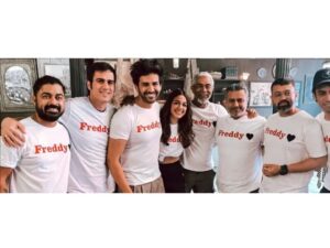 Sajjad Delafrooz Instagram - And It's a Wrap...
.
@kartikaaryan @alayaf @ghoshshashanka @ektarkapoor @nlfilms.india @balajimotionpictures @anti.casting
.
#SajjadDelafrooz #kartikaaryan #film #freddy #ektakapoor #bollywood #newproject #alayaf #Mumbai #India