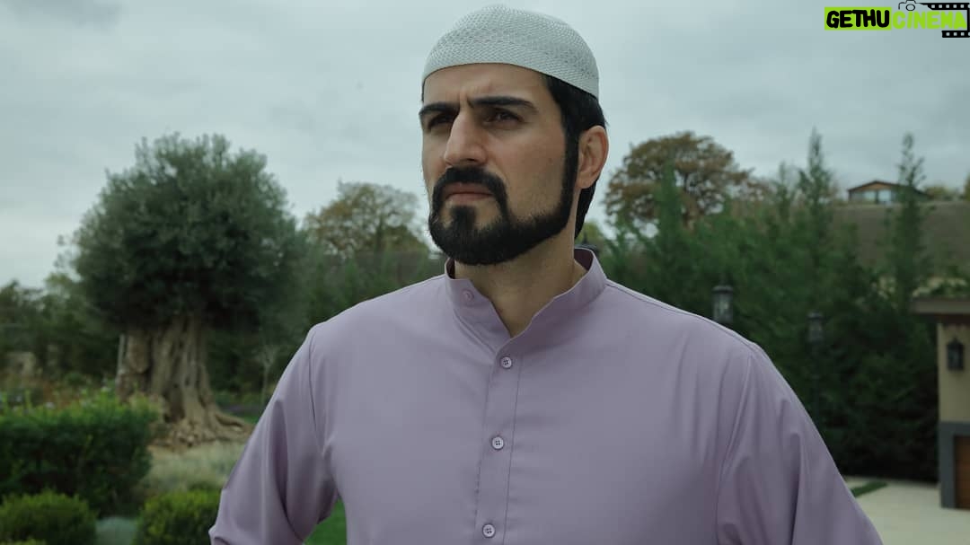 Sajjad Delafrooz - 4.4K Likes - Guess what was going in his mind?
.
فکر می کنید تو ذهنش چی می گذشت؟
.
@fridaystorytellers @disneyplushotstar
.
#HafizAli #ikhlaqkhan #SpecialOps #specialopshotstar #hotstaroriginals #hotstardisney #webseries #villain #SajjadDelafrooz #NeerajPandey #ShitalBhatia #FridayStorytellers #actor #Jordan #India #bollywood #mumbai #beard
#بازیگر #سجاد_دل_افروز #سجاد #بازیگران #بالیوود