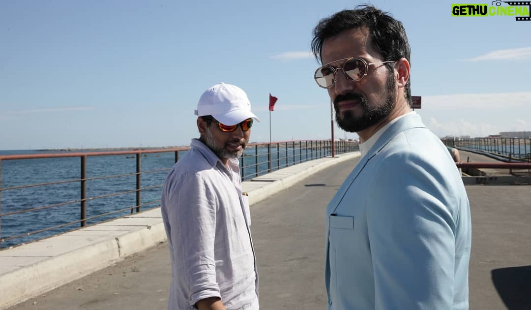 Sajjad Delafrooz - 6.5K Likes - One Frame... With The Master @neerajpofficial .
.
#HotstarSpecials #NeerajPandey #FridayStorytellers #SpecialOps #Thriller #Drama #Originals #action #Hotstar #HotstarVIP #BollywoodĀ #Actor #Mumbai #India #bts #behindthescenes #quarantinelife #quarantine #baku #azerbaijan #stayhomestaysafe #stayhome #sajjaddelafrooz #specialopshotstar @hotstarvip @fridaystorytellers @neerajpofficial @shitalbhatia_official #shivamnair
#Ų³Ų¬Ų§ŲÆ_ŲÆŁ_Ų§ŁŲ±ŁŲ² #ŲØŲ§ŁŪŁŁŲÆ #ŲØŲ§Ų²ŪŚÆŲ±Ų§Ł #ŲØŲ§Ų²ŪŚÆŲ±