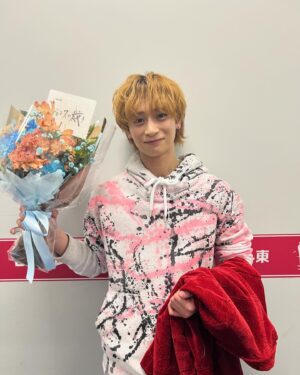 Sakai Sho Instagram - 「ジャンヌの裁き」最終回ありがとうございました！！

そして、最後まで見届けてくださってありがとうございました！！

馬木志摩夫という役に出会い、演じることができて本当に良かったです。
僕が俳優になってから、こんなにも個性豊かなメンバー達による作品は初めてでした。
西浦監督はじめ、主演の玉木さんやスタッフキャストの皆様に、毎日引っ張っていただいたなぁと感じています。ここでの経験、必ず無駄にせず恩返ししていきたいと思います。

そして、いつも応援してくださっている皆様にも、また一段成長した姿を見ていただけるように新たな役でお会いできたらなと思っております。

本当にありがとうございました！！

@tx_dorama8 
#ジャンヌの裁き
#馬木志摩夫