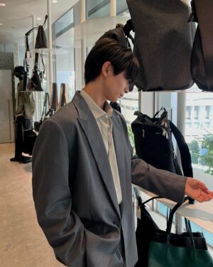 Sakai Sho Instagram - Lui’s(ルイス)
2023 Autumn / Winter 展示会

@luis_official___ 
#PR