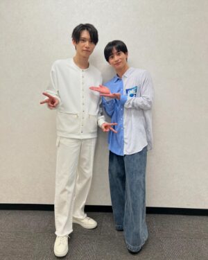 Sakai Sho Instagram - 佐藤瑠雅 1st写真集ファン感謝イベント
ゲストとして参加させていただきました！

撮影が終わってもこーやって会えることが本当に嬉しい！
ありがとう！！

ファンの皆様ともお会いできてとても嬉しかったです！