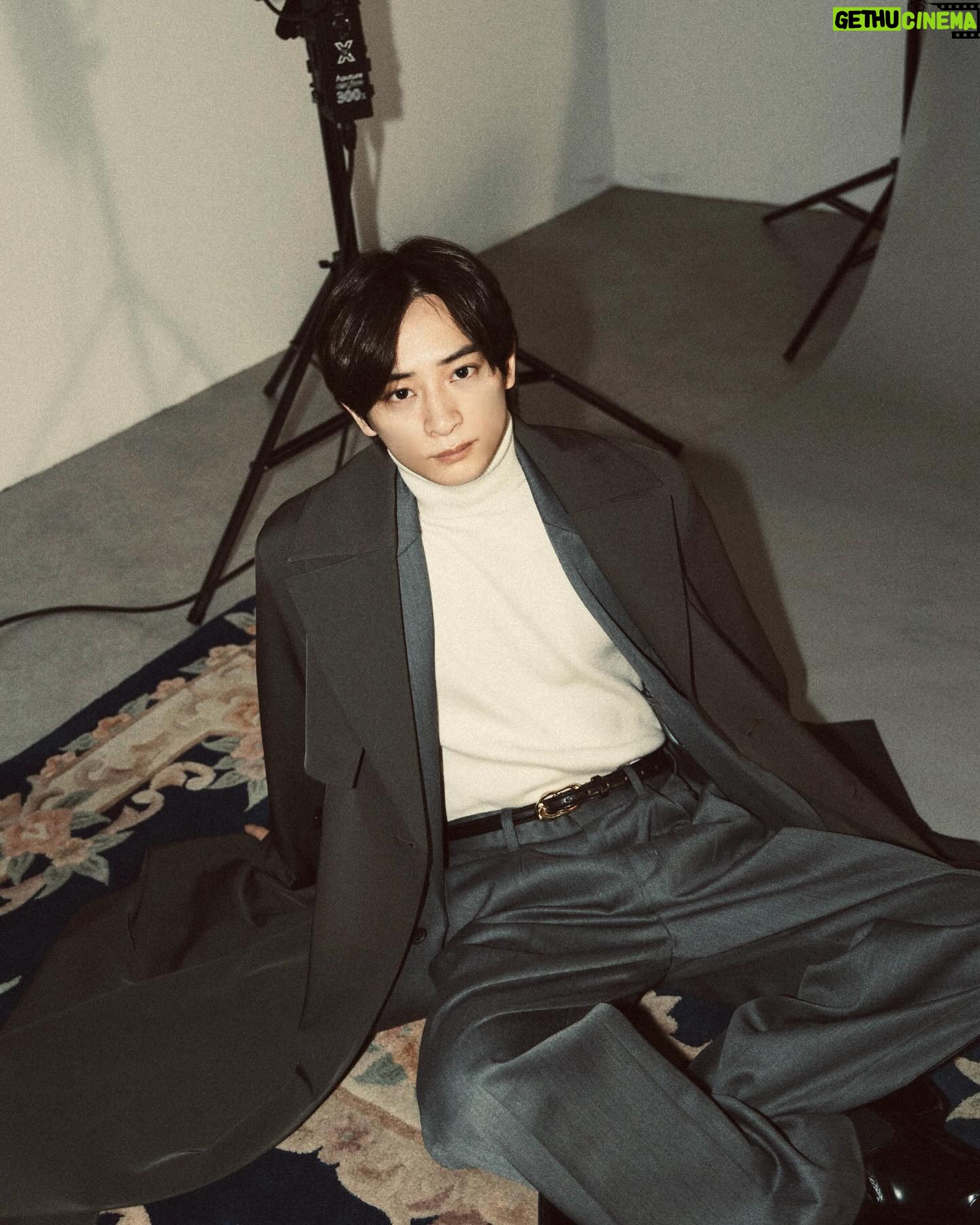 Sakai Sho - 3 Likes - .
Lui’s.
また皆さんとお仕事ができて楽しかった!
video @___ta9
photo @hisameee
hairmake @rinodokai
Stylist @kuriwakiki
@luis_official___ #PR