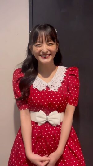 Saki Kiyoi Instagram - .
本番前の私❤️ 
　

衣装もメイクも可愛すぎるの😭✨　
　
　
写真も載せたいのありすぎる〜
もうどうしよう！！！選べない！！！　
　

　
　

　
　
　
　
　

✼••┈┈┈┈┈┈┈┈┈┈┈┈┈┈┈┈••✼

please follow me💛
팔로우 해주세요🩵
关注我的Instagram🩷
ikuti saya di instagram🧡

@kiyoisaki_official 

✼••┈┈┈┈┈┈┈┈┈┈┈┈┈┈┈┈••✼

 

#japan#girl#blackhair#red
#昭和レトロ#ワンピース#メイク#ヘアアレンジ
#清井咲希#スターダストプロモーション