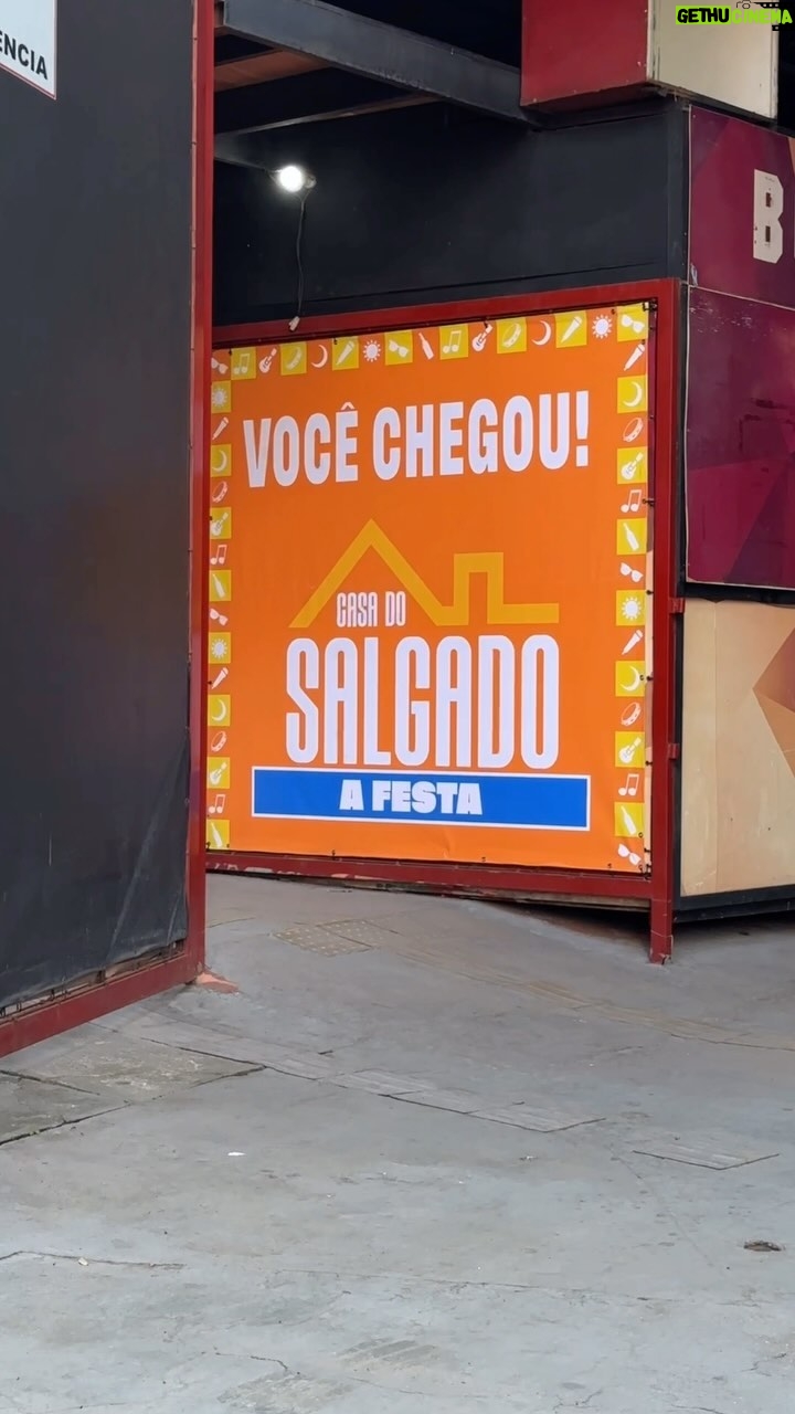 Salgadinho - 65 Likes - Vem que ainda da tempo de chegar pra curtir muito pagode!
#CasaDoSalgadoAFesta #pagode #pagode90