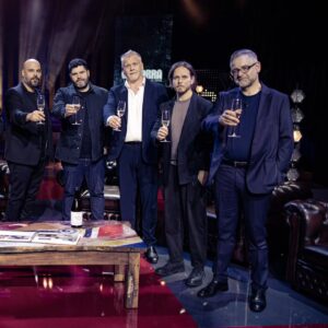 Salvatore Esposito Instagram - #Gomorra10anni è stato un bellissimo viaggio nei ricordi . Lo trovate su @skyitalia e @nowtvit . L'avete già visto ?