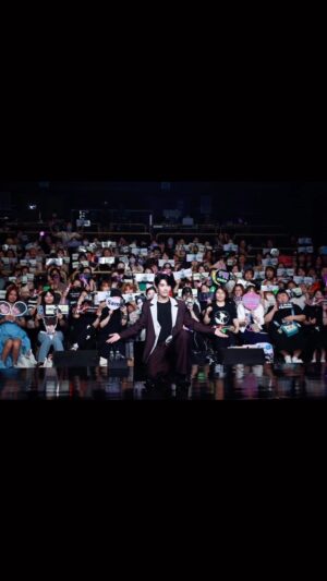 Sam Lin Instagram - Let’s go!
「能陪伴彼此，是幸福的事」

#編