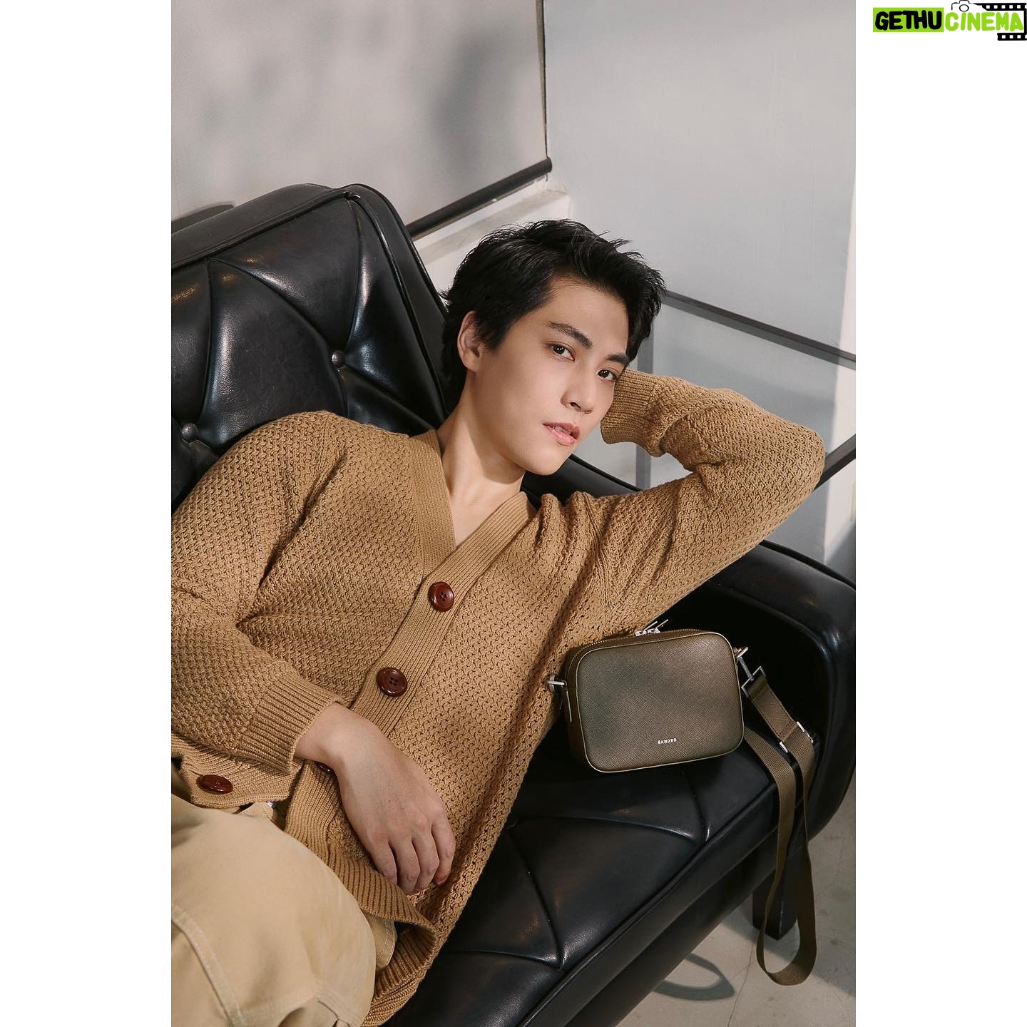 Sam Lin - 22.4K Likes - ęÆäøę¬”ēę¼åŗé½ęÆééčåµęē碰ę
ęåę”äøå人儽儽ę²ę¾±åēŗå·„ä½åēęŗå
ęč»čé©ēęč³Ŗå¾é©åéęåēę
給äŗęäøēØ®č„å³č„é¢ēå®å
Øę
@sandroparis
#sandroparis #springsummer24 #ss24