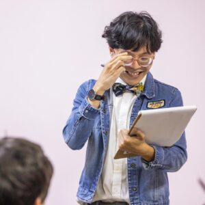 Sam See Instagram - With one day away from the debut of And I Can’t Feel At Home In This World Anymore at the @melbcomedyfestival, a quick throwback to the WIP shows we did back in SG!

Thanks to everyone who came out to support and give feedback on the show! Special thanks to @avantgardeartspace for the venue and @echoroar for the pictures!

Get your Melbourne tickets NOW IN THE PROFILE LINK!

#StandUpComedy #WIP #AsianComedy #Singapore #London #Melbourne #MICF