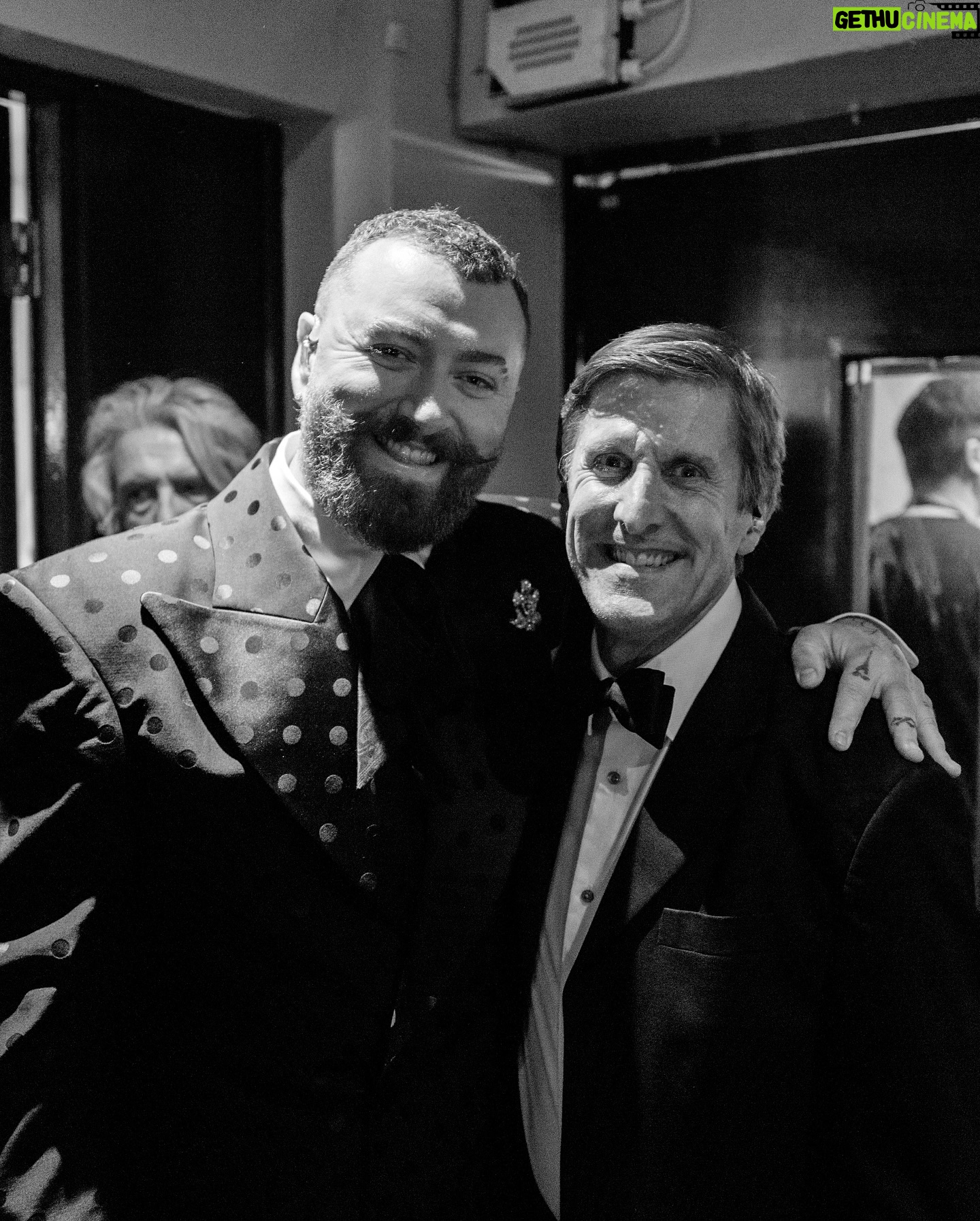 Sam Smith - 3 Likes - Still on a high from @bbc_proms, truly... WHAT A NIGHT!!!
It was an honour to share the stage with some of my favourite people. Thank you to @jimmynapes, without you none of this would be possible. To @joannaedenmusic, who’s supported me on this journey since day one. @claretealofficial, you are such a talent and I am so happy that you could join me. To my incredible band, you are family and I love you all so much. To @ralphsalmins, Steve Pearce & @thebencastle. Also a huge thank you to the sensational Simon Hale, @bbcconcertorchestra, @ljsingers_ and Lawrence Johnson, @dodlum and Brendan Grieve.
Finally, to everyone who was able to come out and share the moment with us, the energy in that room was magical. It’s a night I will never forget. 🤍