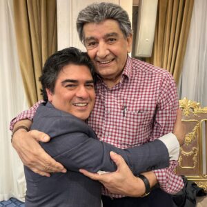 Saman Ehteshami Instagram - و ایشان بزرگترین منوچهرخان والی زاده هستند و بس @irandubbing 📸: @peymanjavanmard