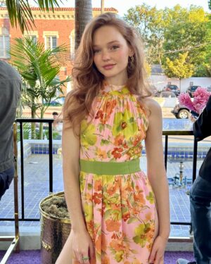 Samantha Cormier Instagram - last night at the premiere for Hotel Cocaine 💝 
#hotelcocaine @mgmplus @hotelcocainemgm