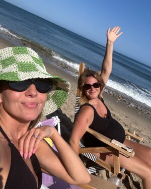 Samantha Droke Instagram - A reminder to go visit your friends! 💗

#momlife #momof3 #travel #friendship #california